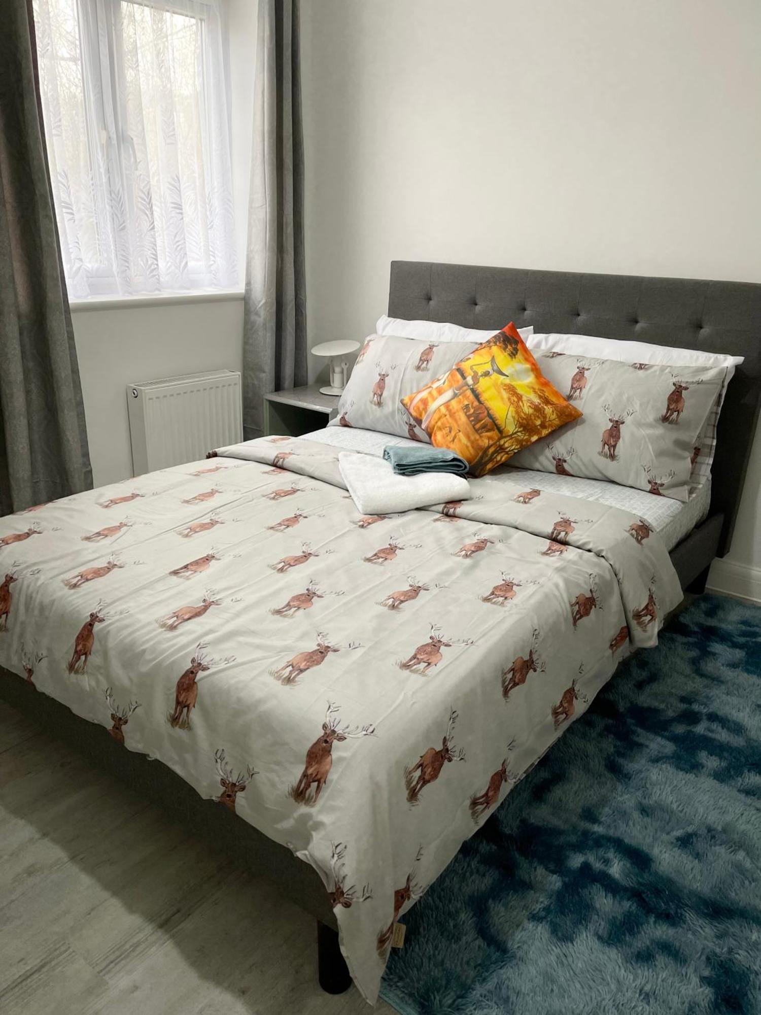 Stanton - Impeccable And Stylish 2 Bedroom Dagenham Ngoại thất bức ảnh